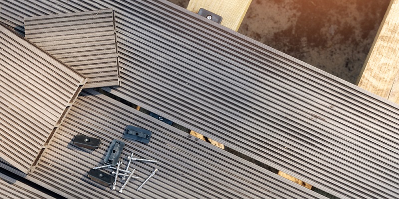 Pose clipsée de lames de terrasse