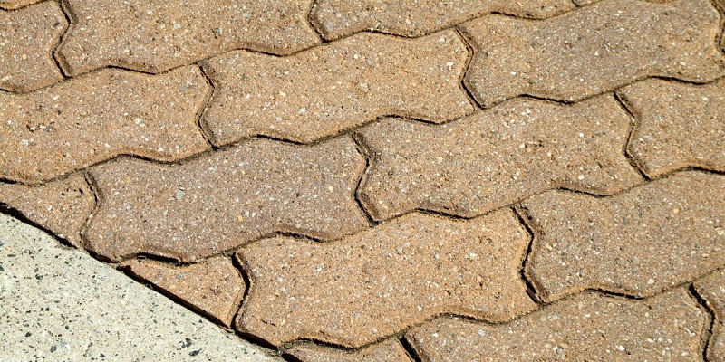 Gros plan sur des pavés extérieurs