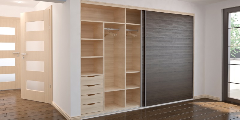 Grand placard portes coulissantes