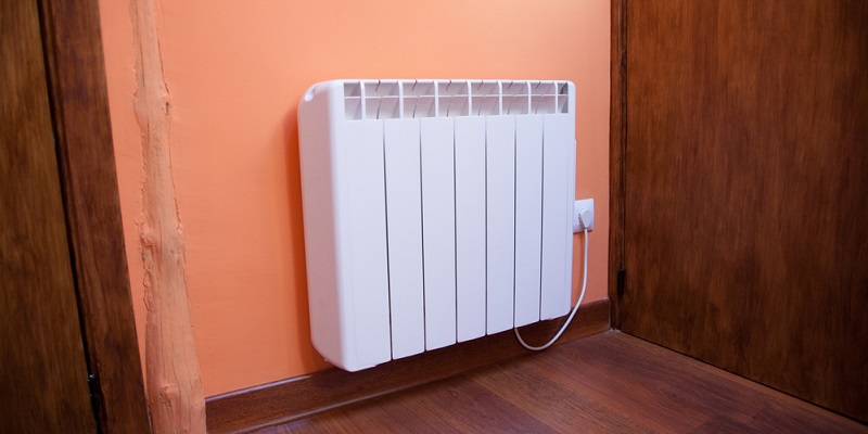 Radiateur bain d'huile mural