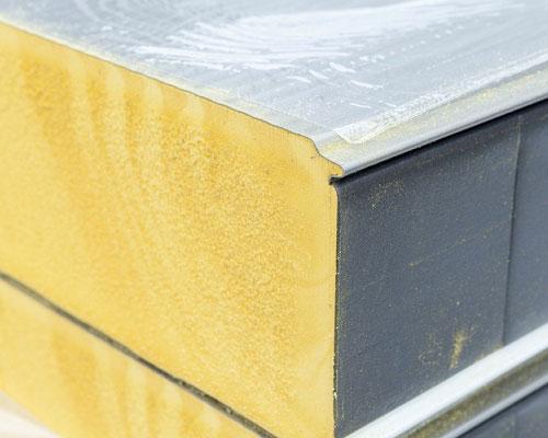 Panneau sandwich Panneaux sandwich pour toiture ou bardage
