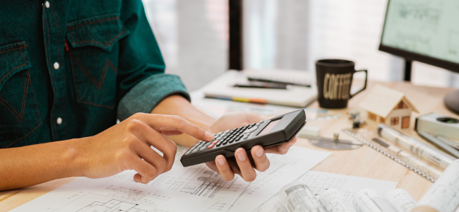 Client qui réalise un devis pour chantier